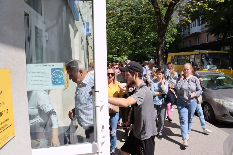 Як оновити дані військовозобов'язаного у ЦНАПі Тернополя: чи є черги та чи працює система